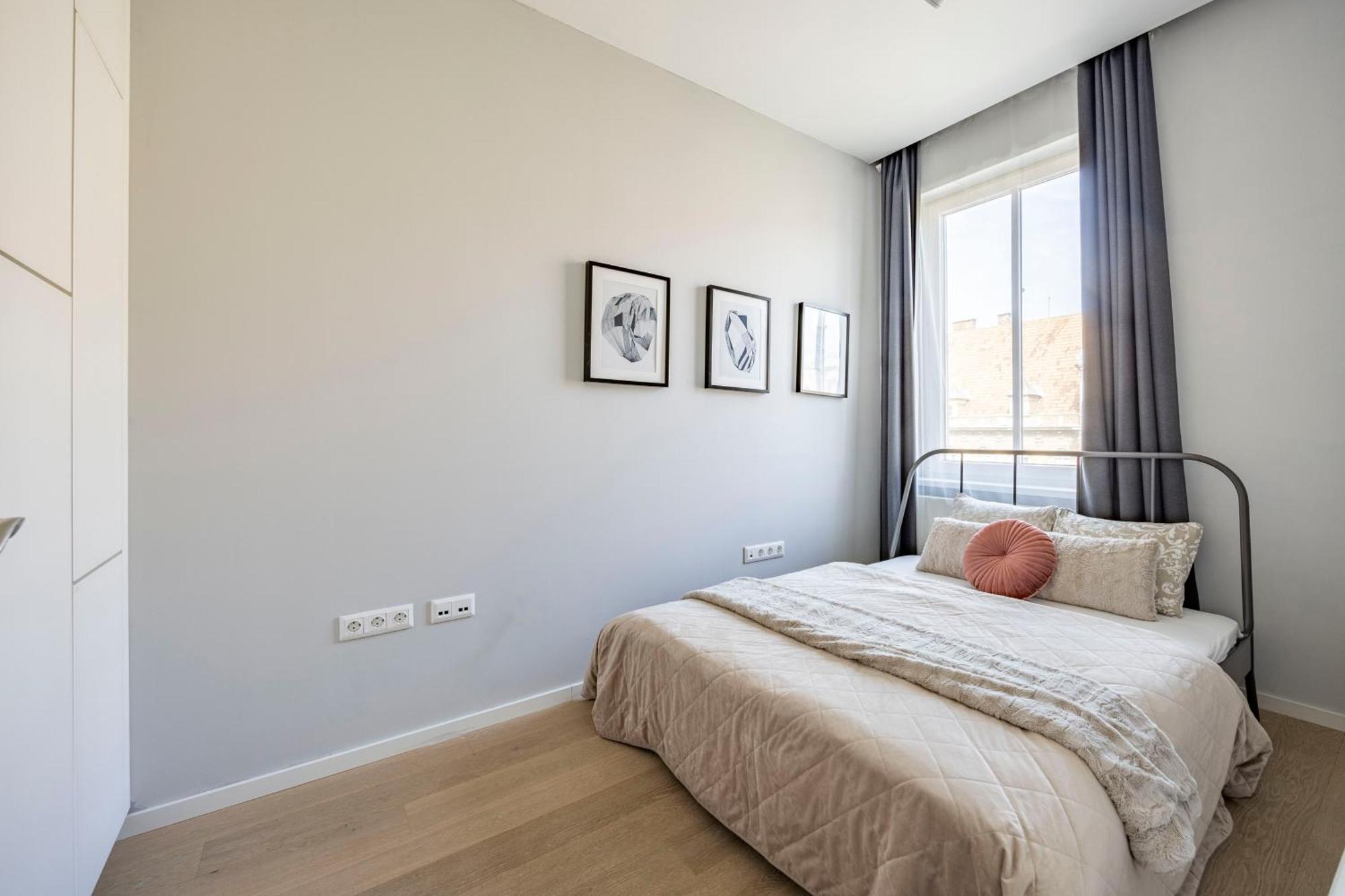 דירה Stylish & Spacious By Prestige Homes *